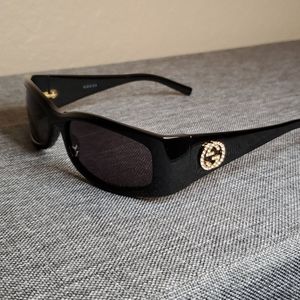 Gucci sunglasses with GG rhinestones